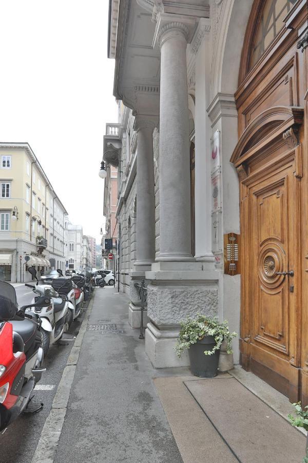 Da Kevin Apartment Trieste Exterior photo